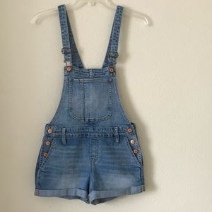 Denim Overalls Jean shorts size XS Old Navy
